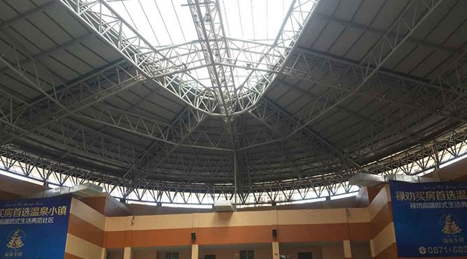 阿里怎么区分管廊钢结构与桁架结构的管道支架